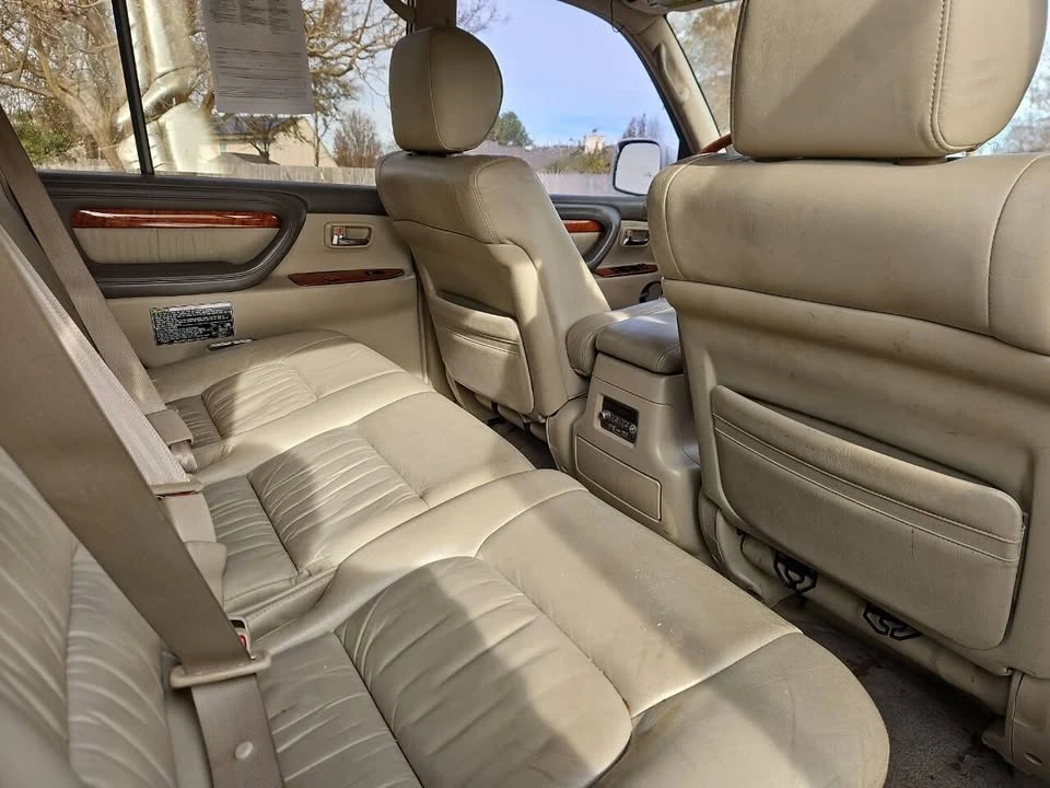 2003 Lexus LX 2nd Gen - Image 15 of 20