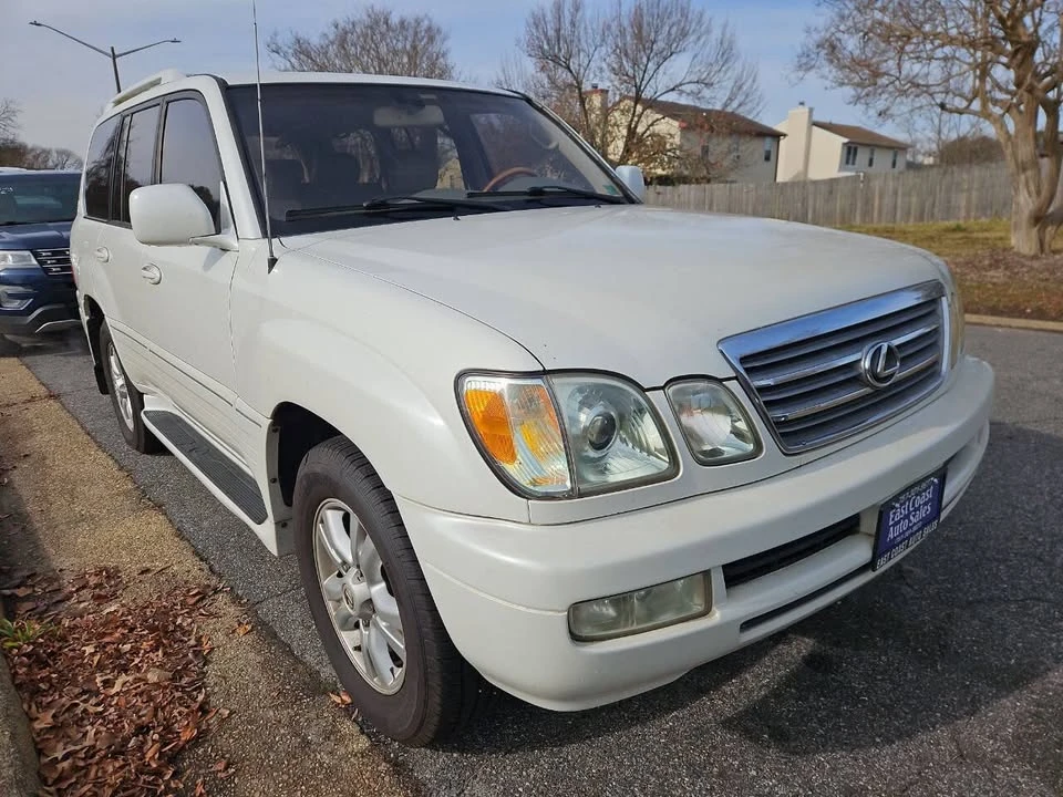 2003 Lexus LX 2nd Gen - Image 8 of 20