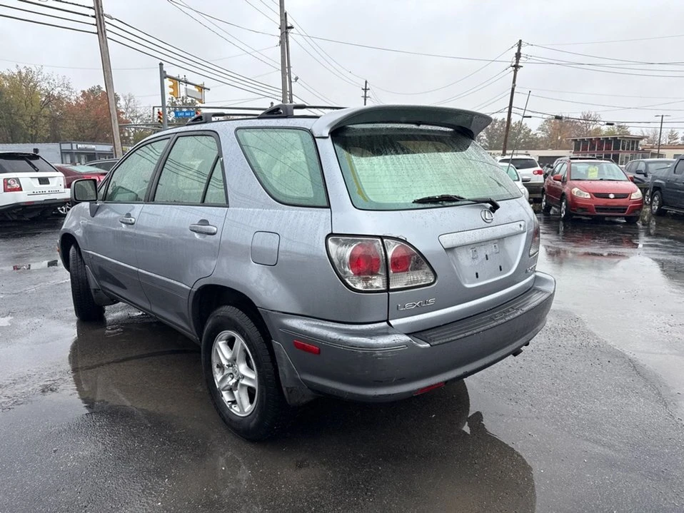 2003 Lexus RX 1st Gen - Image 8 of 19