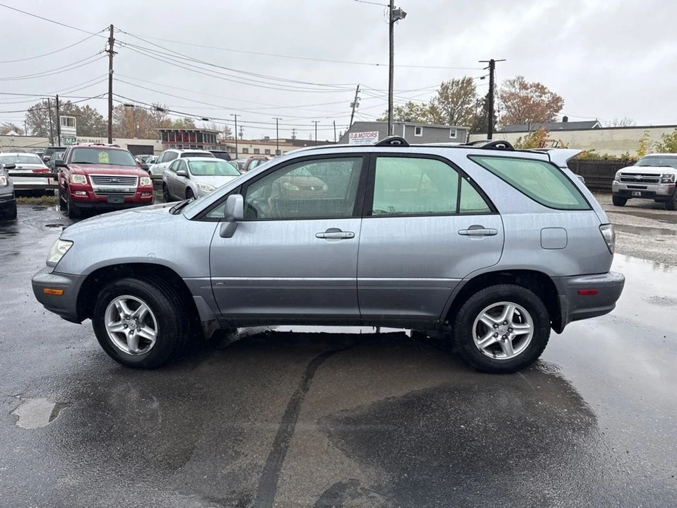 2003 Lexus RX 1st Gen - Image 5 of 19