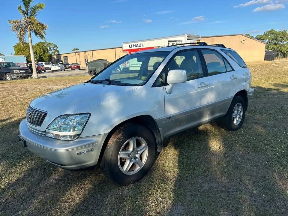 2003 Lexus RX 1st Gen - Image 4 of 20