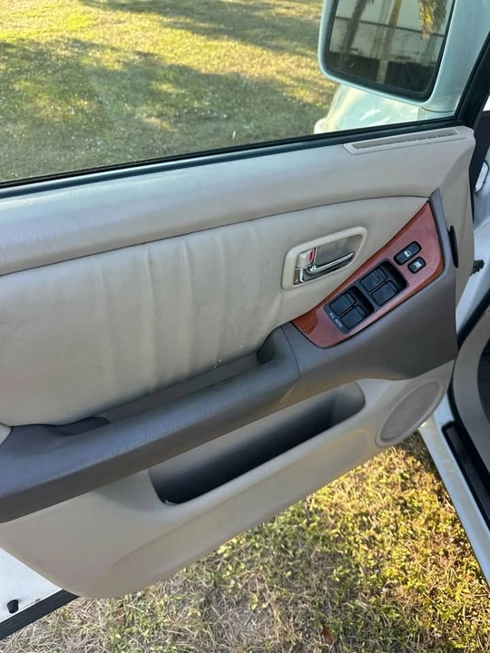 2003 Lexus RX 1st Gen - Image 11 of 20
