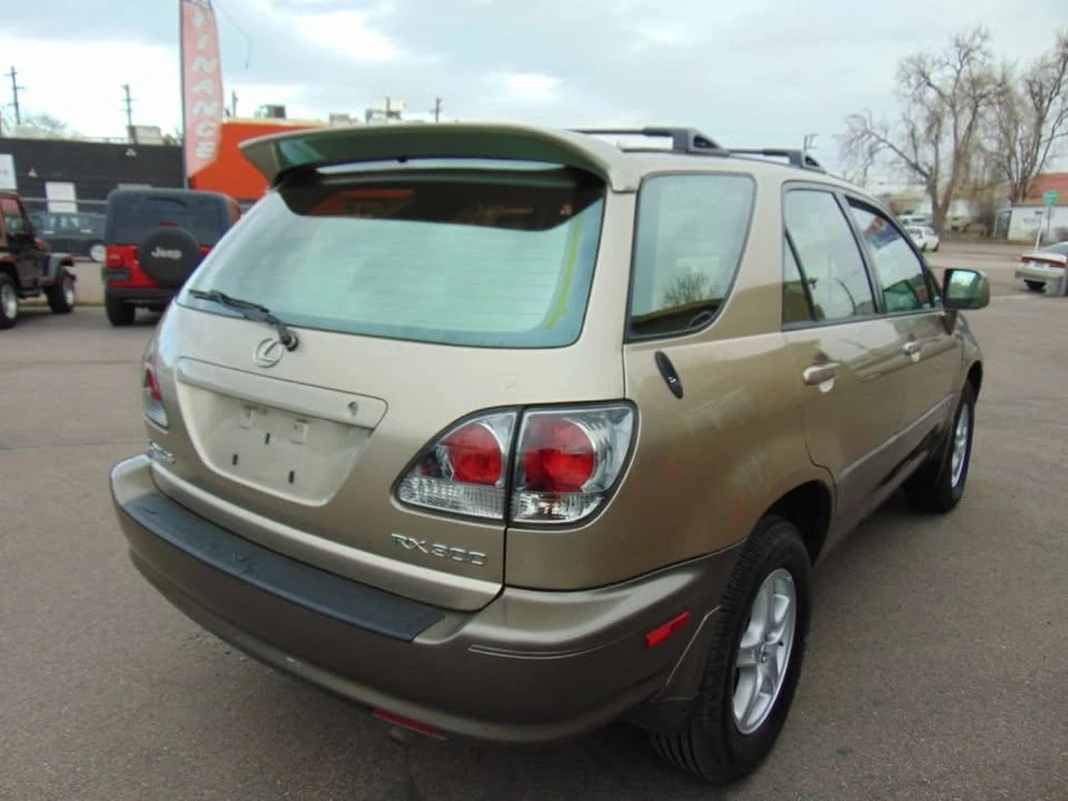 2003 Lexus RX 2nd Gen - Image 7 of 20
