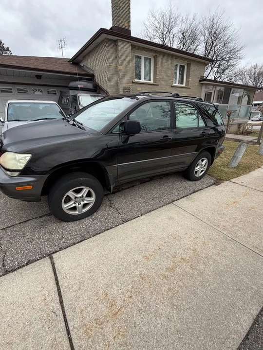 2003 Lexus RX 1st Gen - Image 3 of 5