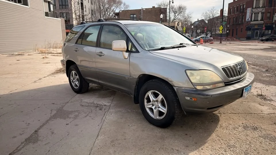 2003 Lexus RX 1st Gen - Image 5 of 10