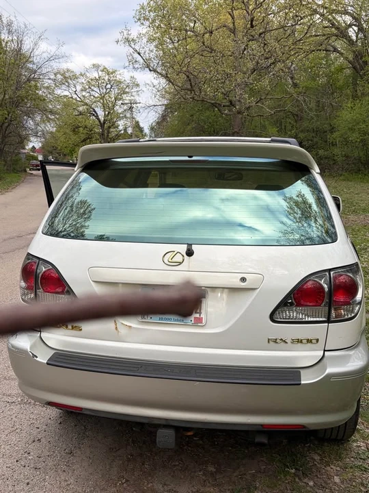 2003 Lexus RX 1st Gen - Image 4 of 10