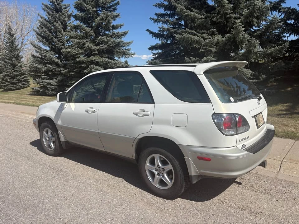 2003 Lexus RX 1st Gen - Image 13 of 15