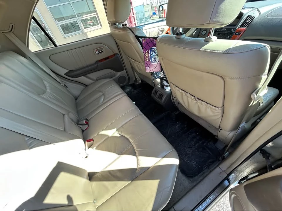 2003 Lexus RX 1st Gen - Image 6 of 16