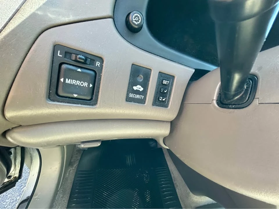 2003 Lexus RX 1st Gen - Image 8 of 18