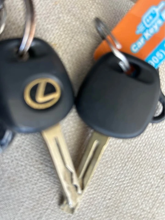 2003 Lexus RX 1st Gen - Image 16 of 18