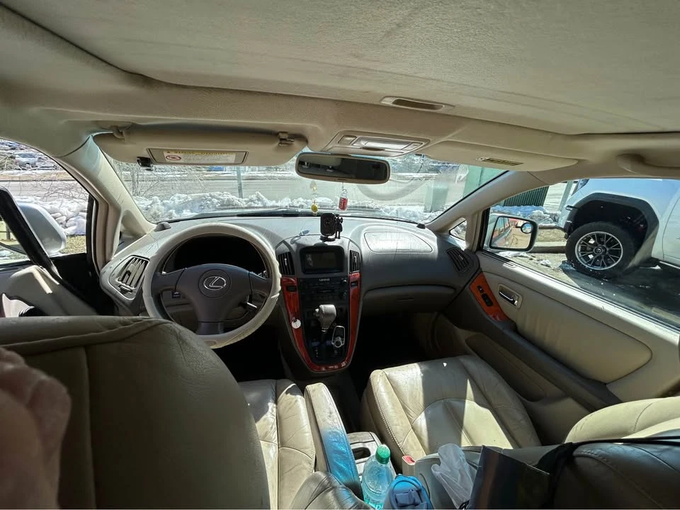 2003 Lexus RX 1st Gen - Image 11 of 18