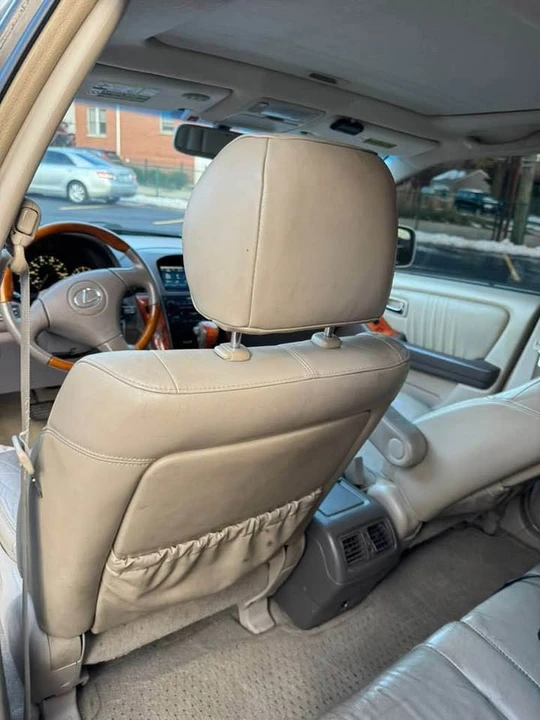 2003 Lexus RX 1st Gen - Image 12 of 13