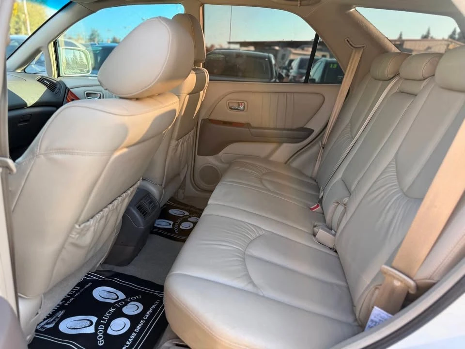 2003 Lexus RX 1st Gen - Image 10 of 17