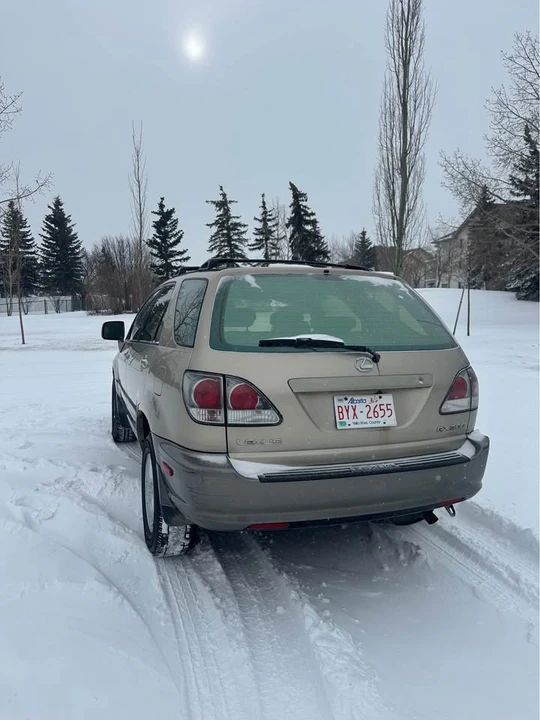 2003 Lexus RX 1st Gen - Image 4 of 9