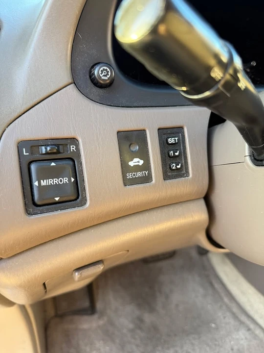 2003 Lexus RX 1st Gen - Image 18 of 20