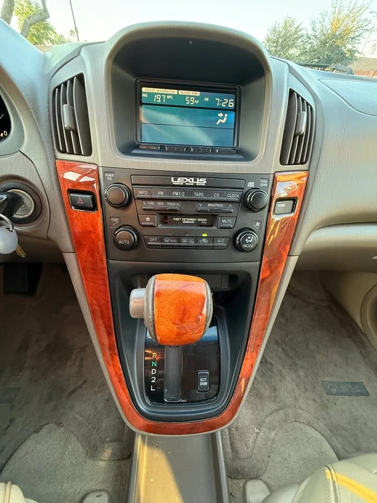 2003 Lexus RX 1st Gen - Image 8 of 20