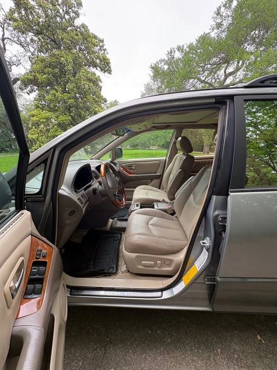 2003 Lexus RX 1st Gen - Image 7 of 8