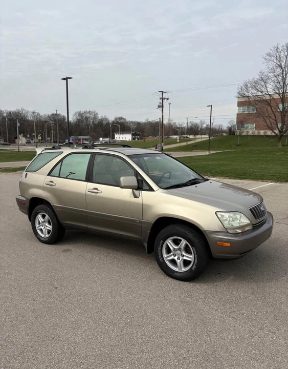 2003 Lexus RX 1st Gen - Image 2 of 11