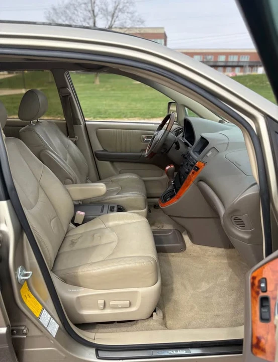 2003 Lexus RX 1st Gen - Image 8 of 11