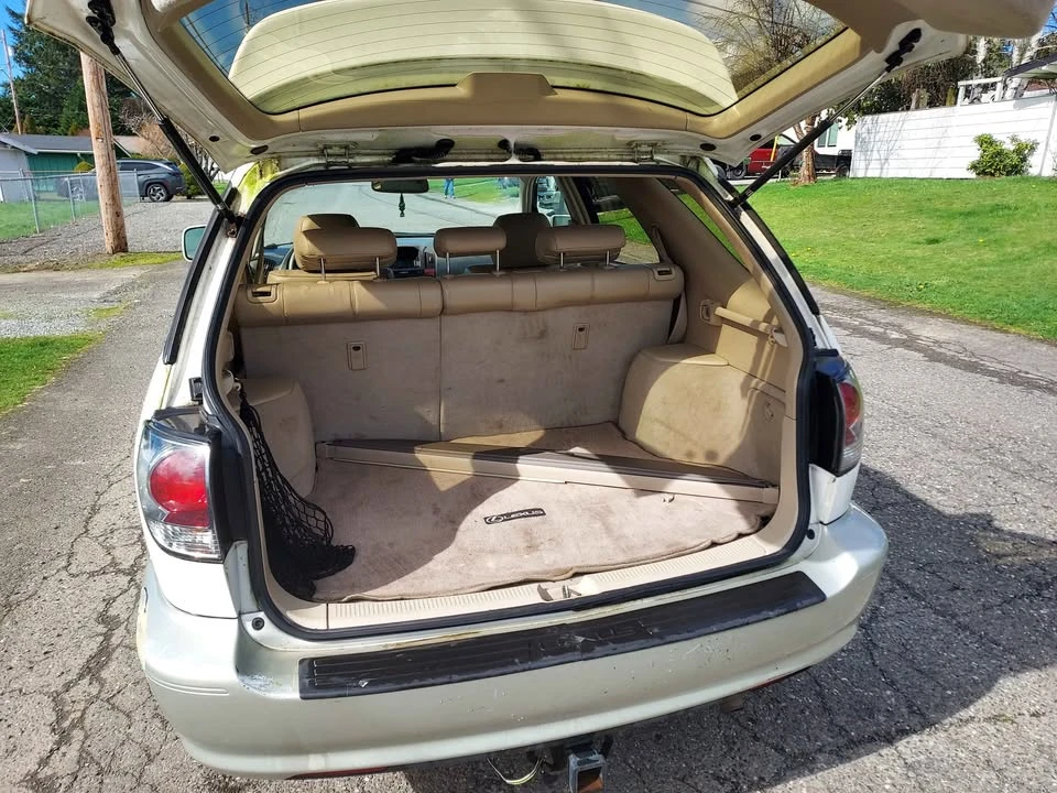 2003 Lexus RX 1st Gen - Image 9 of 10