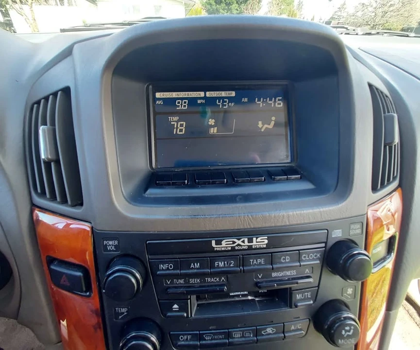 2003 Lexus RX 1st Gen - Image 6 of 10