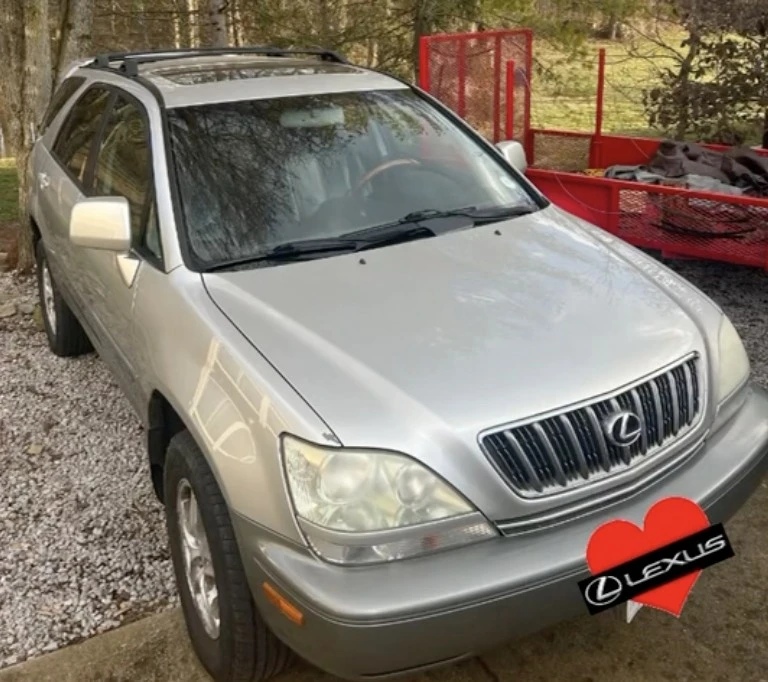 2003 Lexus RX 1st Gen - Image 2 of 10
