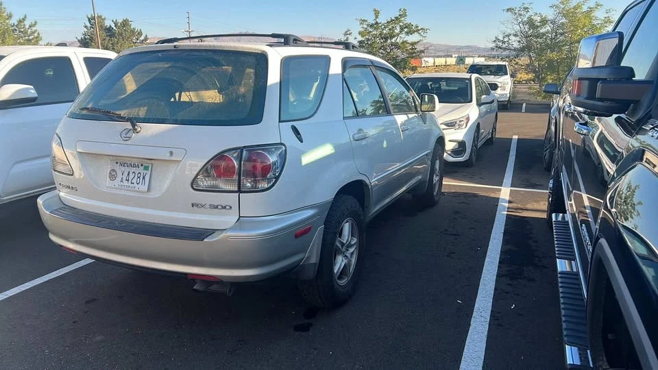 2003 Lexus RX 1st Gen - Image 5 of 5