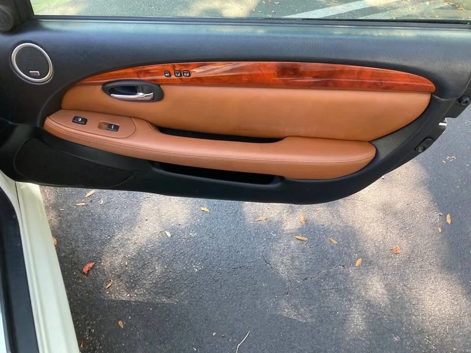 2003 Lexus SC430 - Image 13 of 20