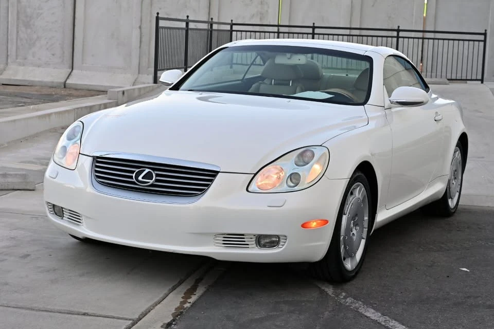 2003 Lexus SC430 - Image 3 of 20