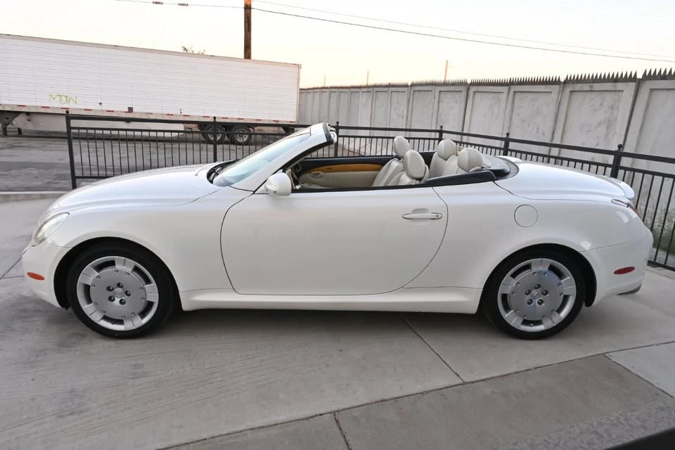 2003 Lexus SC430 - Image 6 of 20