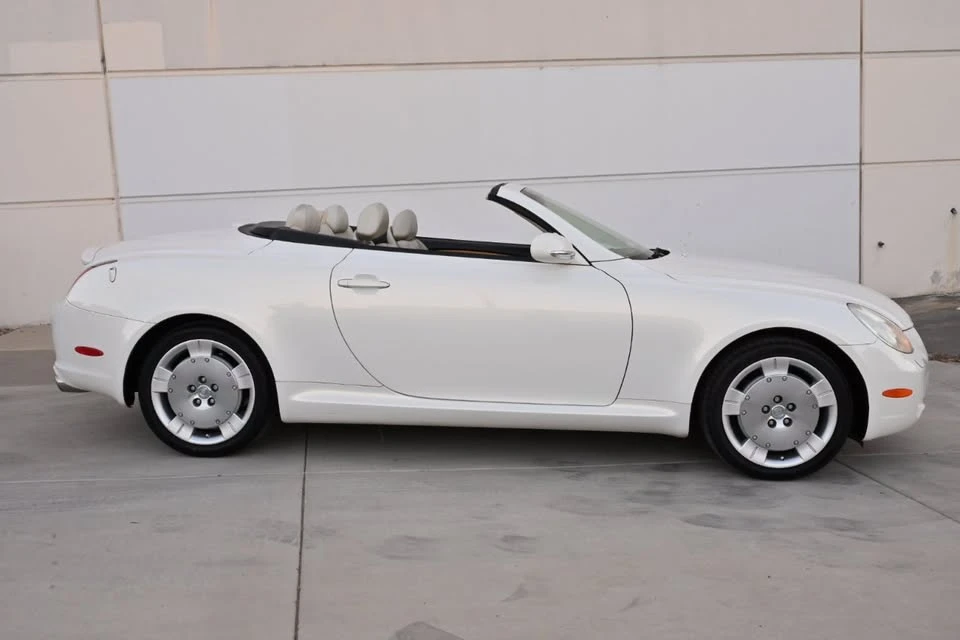 2003 Lexus SC430 - Image 13 of 20