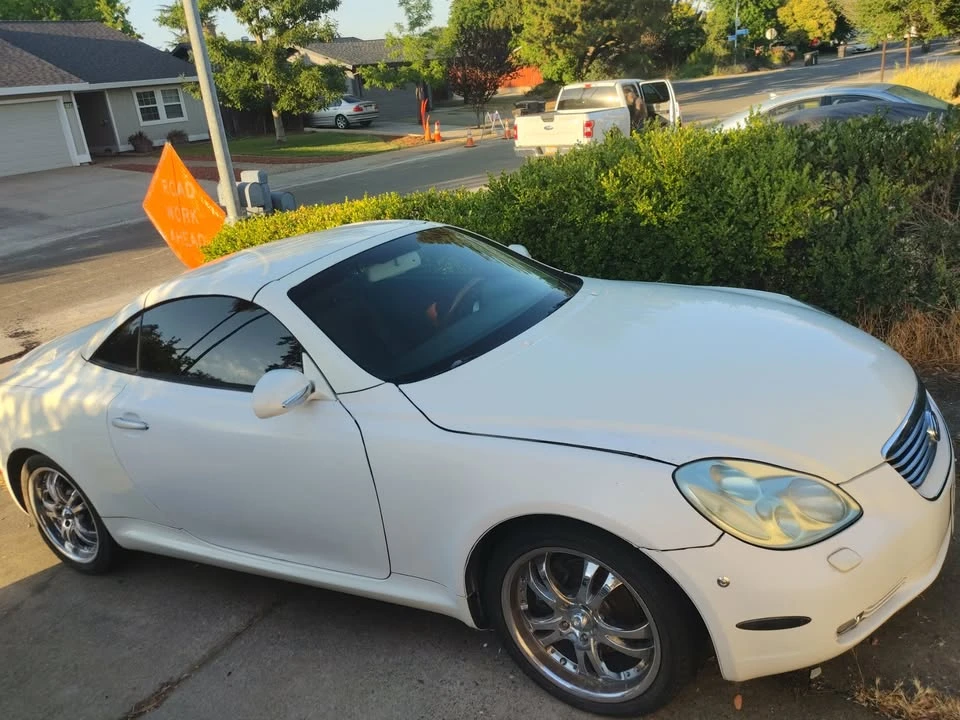 2003 Lexus SC430 - Image 3 of 6