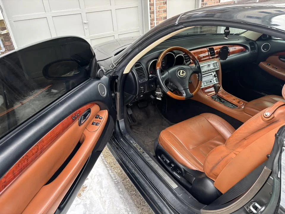 2003 Lexus SC430 - Image 4 of 13