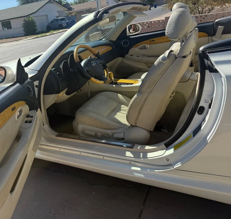 2003 Lexus SC430 - Image 3 of 18