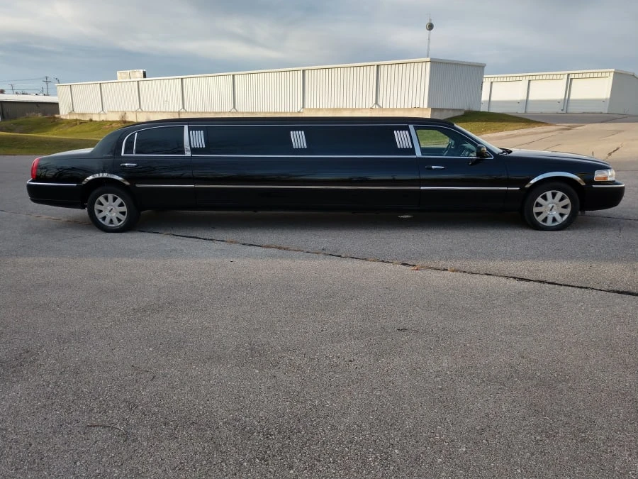 2003 Lincoln - Image 10 of 11