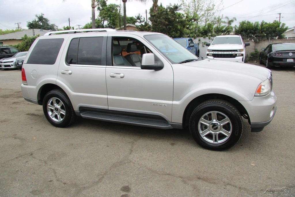 2003 Lincoln Aviator 1st Gen - Image 9 of 21