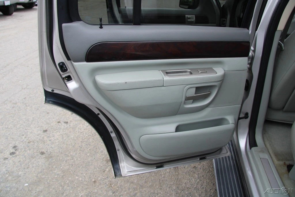 2003 Lincoln Aviator 1st Gen - Image 21 of 21