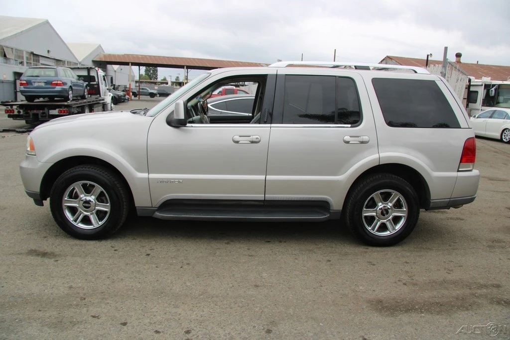 2003 Lincoln Aviator 1st Gen - Image 3 of 21