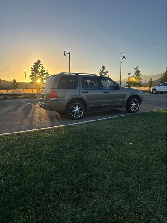 2003 Lincoln Aviator 1st Gen - Image 12 of 12