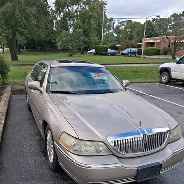 2003 Lincoln Continental Signature Sedan 4D
