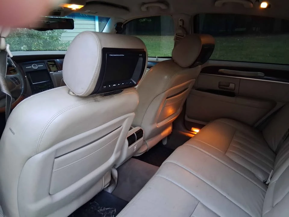 2003 Lincoln Continental - Image 4 of 7