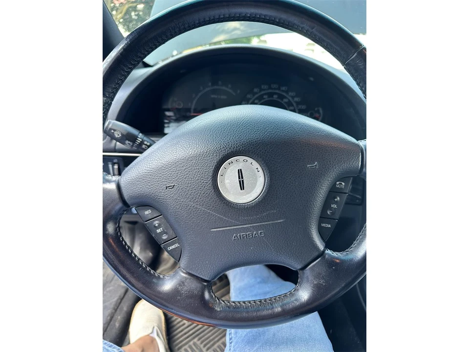 2003 Lincoln LS - Image 9 of 27