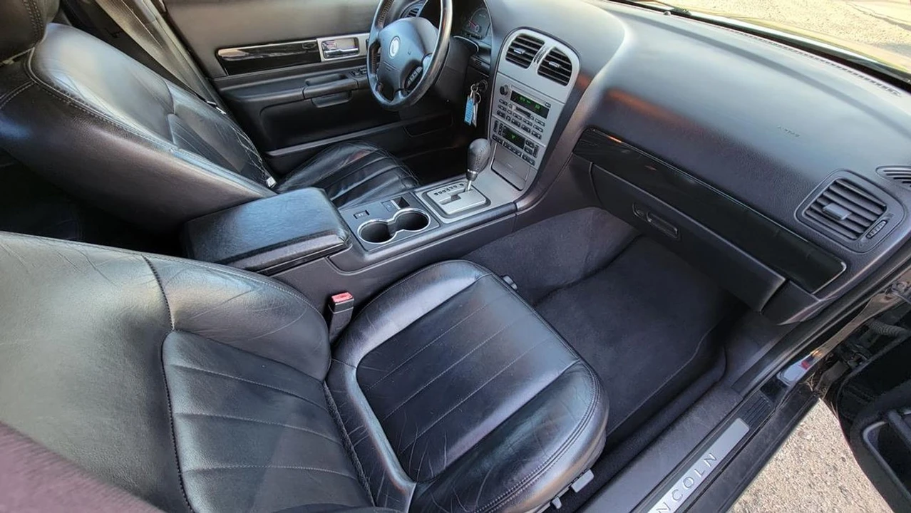 2003 Lincoln LS - Image 10 of 21