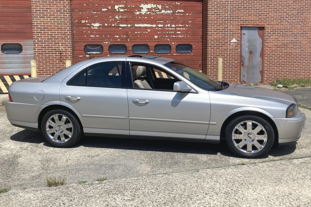 2003 Lincoln LS - Image 3 of 31