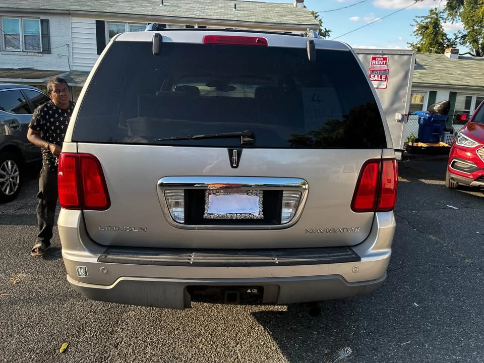2003 Lincoln Navigator 2nd Gen - Image 5 of 7