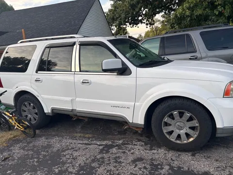 2003 Lincoln Navigator