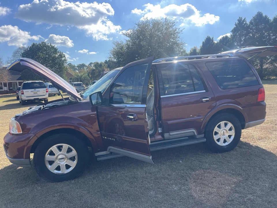 2003 Lincoln Navigator 2nd Gen - Image 5 of 20