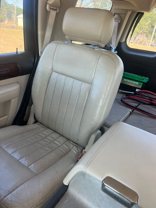 2003 Lincoln Navigator 2nd Gen - Image 17 of 20