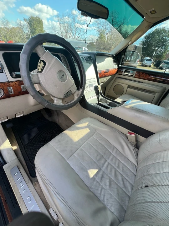 2003 Lincoln Navigator 2nd Gen - Image 7 of 20