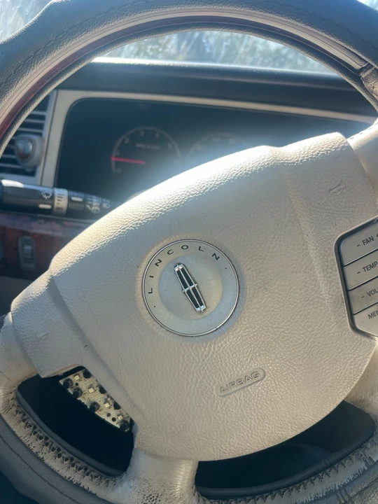 2003 Lincoln Navigator 2nd Gen - Image 18 of 20